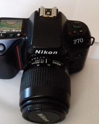 Nikon F70 con 2 zoom 35/80 e 80/200