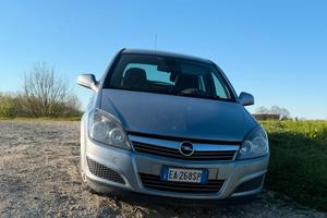 Opel Astra 110 cv