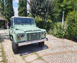 Splendido LAND ROVER Defender - 2015