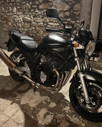 Suzuki Bandit GSF650N