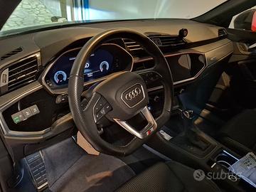 AUDI Q3  SPORTBACK 