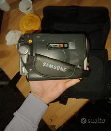 machina fotografica professionale samsung