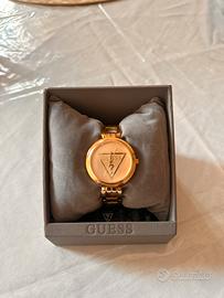 orologio da donna firmato GUESS