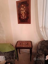 Tavolo con quadro  