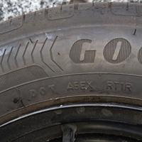 GOMME AUTO ESTIVE