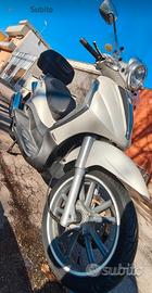 Scooter Piaggio Beverly Tourer 300ie