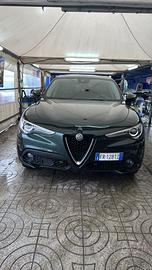 Alfa Romeo Stelvio 2.2 Turbodiesel 210 CV AT8 Q4 E