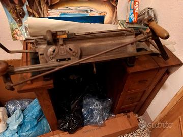 vecchia macchina tessile