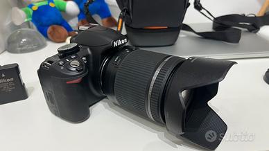 Macchina fotografica reflex Nikon 3100