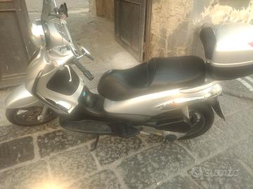 Piaggio Beverly tourer 250ie