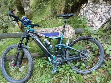 bici e-bike GIANT