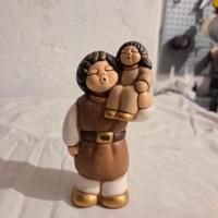 pastore con bambino presepe giubileo thun