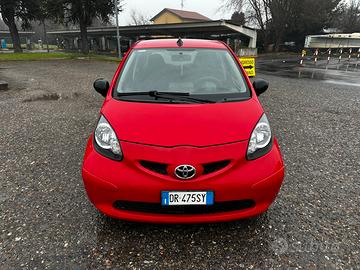 Toyota Aygo 1.0 benzina