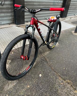 Trek marlin6 wheelie bike(prezzo trattabile)