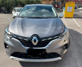 Captur Intense 158 CV E-tech