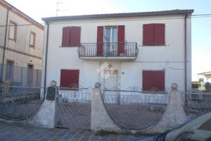 VILLA SINGOLA A LAGOSANTO