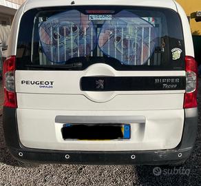 Autovettura Peugeot Bipper Family anno 2012