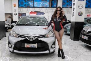 Toyota Yaris 1.3 5 porte Lounge