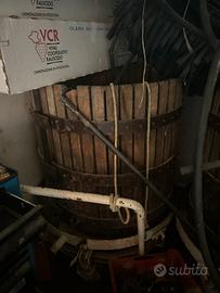 Pressa idraulica/ torchio