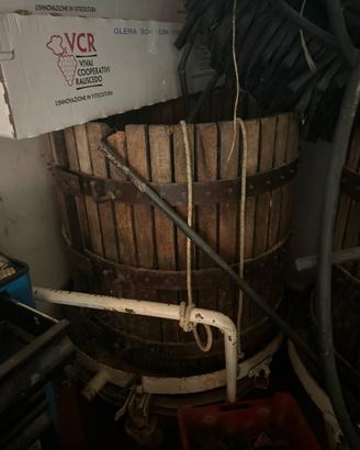 Pressa idraulica/ torchio
