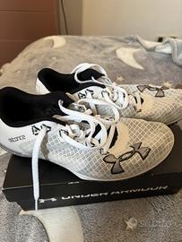 Scarpe chiodate atletica