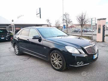 Mercedes-benz E 220 CDI BlueEFFICIENCY Elegance