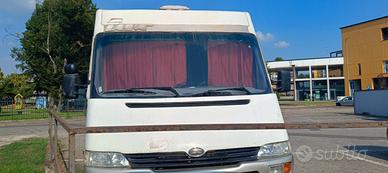 Camper semi integrale Laika