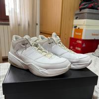 Jordan Max Aura 3 White/Silver - Taglia 44