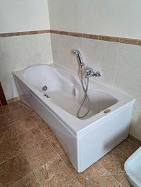 Vasca idromassaggio Jacuzzi Young Collection-Nysia