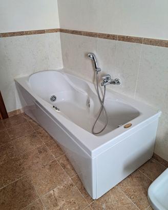 Vasca idromassaggio Jacuzzi Young Collection-Nysia