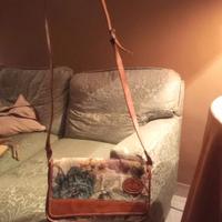 Borsa artigianale cuoio e stoffa a fiori
