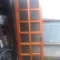 PORTA IN LEGNO E PORTAVETRO CON INFISSI IN ALLUMIN