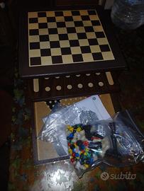 scacchi e altri 5 giochi in una scatola di legno 