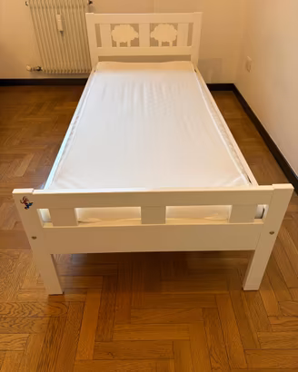 lettino + libreria bambini ikea