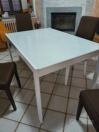 tavolo in vetro estendibile