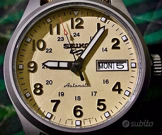 Seiko 5 36mm cinturino nato.  Sabbia