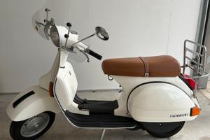 Vespa PX125E