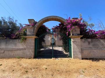 VILLA SINGOLA A PORTO CESAREO