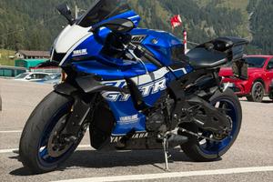 Yamaha R1 2023 Garanzia Ufficiale fino 2030