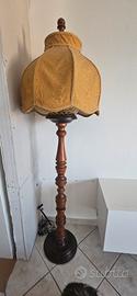 lampada da terra vintage