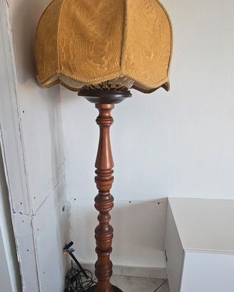 lampada da terra vintage