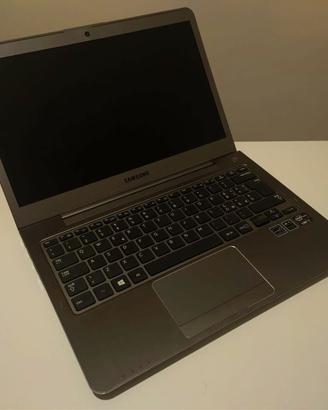 Ultrabook Samsung NP530U3C (notebook) 13.3"