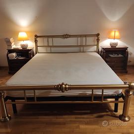 Camera matrimoniale letto in ottone