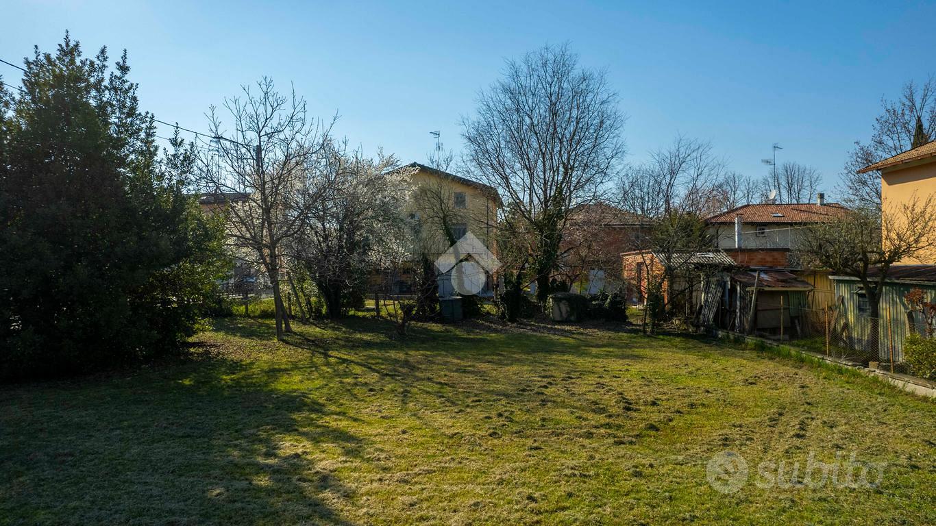 TER. RESIDENZIALE A MONTECCHIO EMILIA - Vista 4