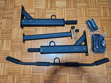 Sbarra per trazioni a muro + Manubri regolabili