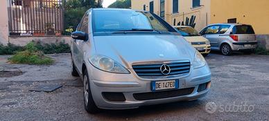 MERCEDES Classe A (W/C169) - 2005