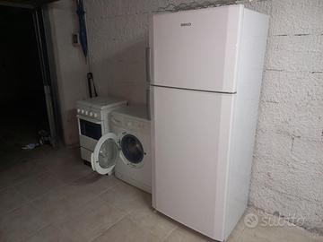 Cucina a gas Bompani lavatrice e frigo Beko