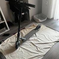 Monopattino elettrico riceel