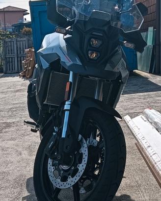Suzuki Vstrom 800 se