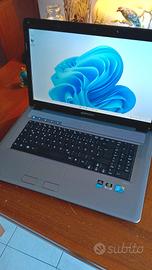 Notebook MEDION AKOYA 17"